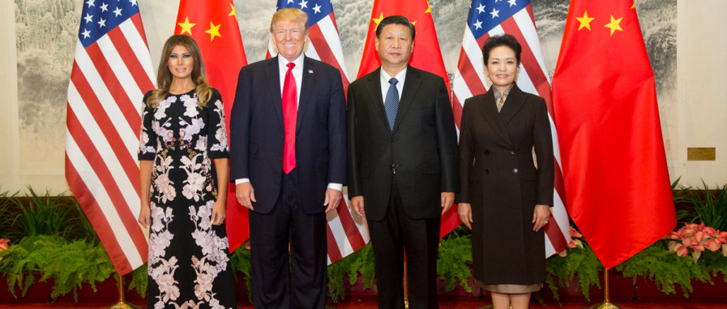 Photo de dirigeants chinois et américains