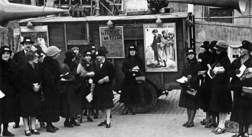 Une manifestation en faveur du vote des femmes dans les années 1920